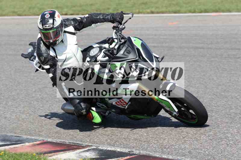 /44 09.08.2025 Plüss Moto Sport ADR/Freies Fahren/524